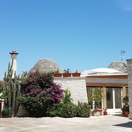 Trulli Della Masseria Staffone 阿尔贝罗贝洛 外观 照片