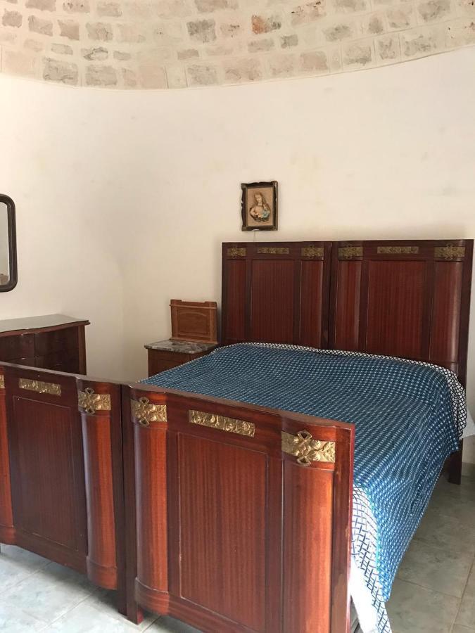 Trulli Della Masseria Staffone 阿尔贝罗贝洛 外观 照片