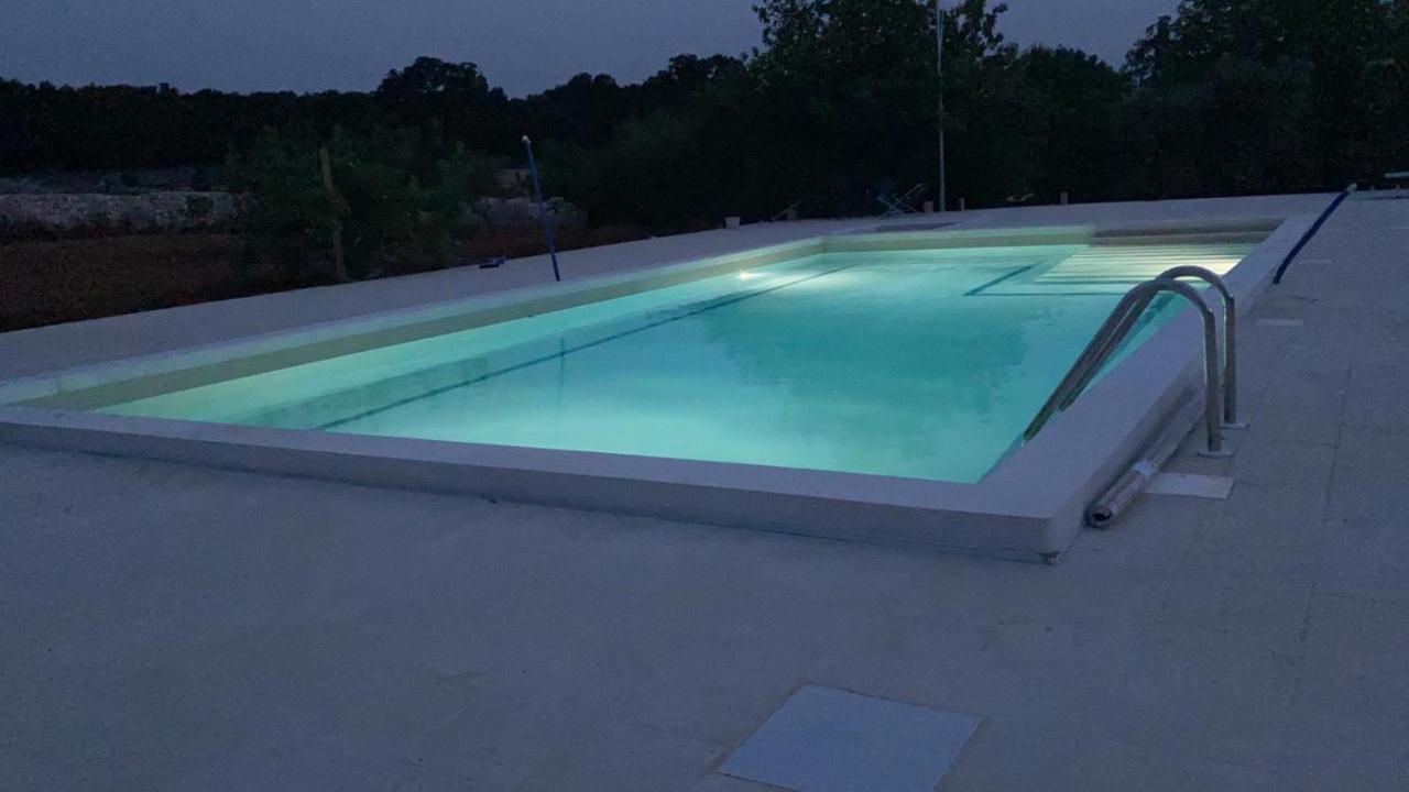 Trulli Della Masseria Staffone 阿尔贝罗贝洛 外观 照片
